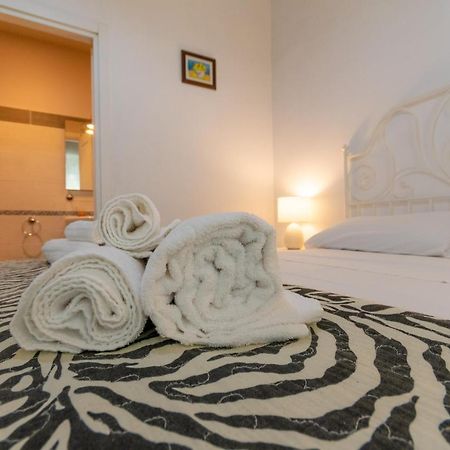Vercelli Guest House Near San Giovanni Roma Exterior foto